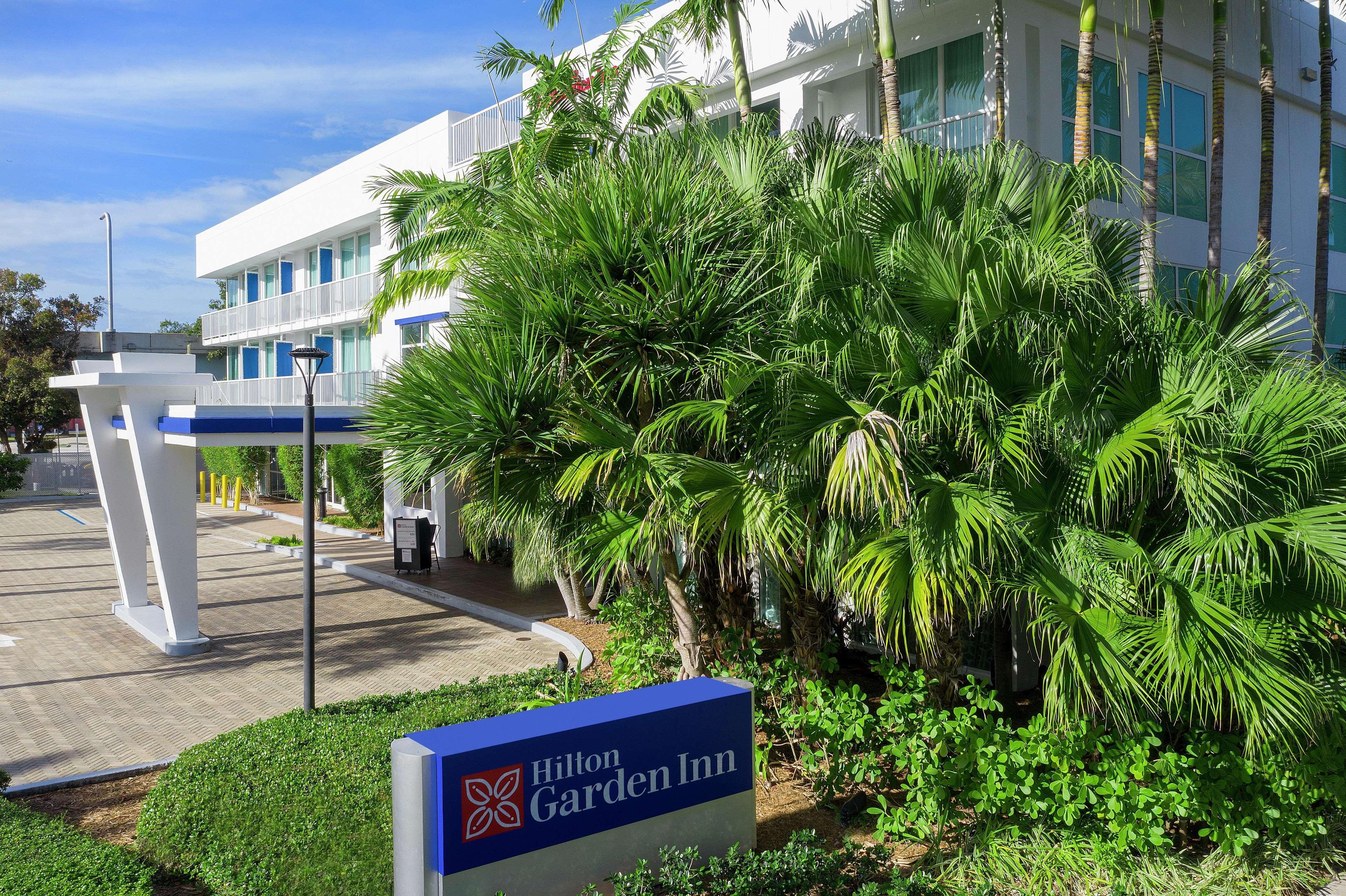 Hilton Garden Inn Miami Brickell South Exterior foto